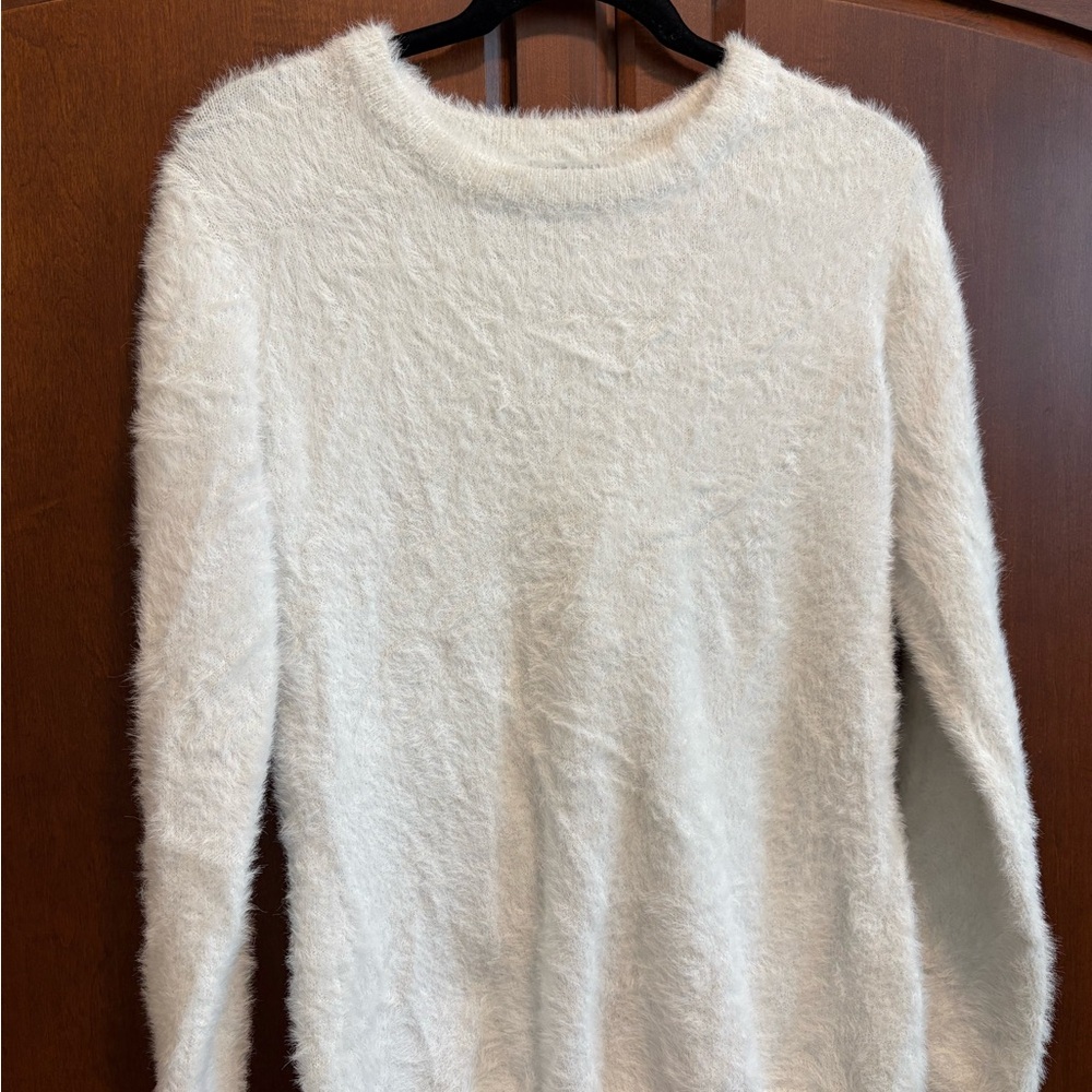 Ellen Tracy White Women's Sweater
